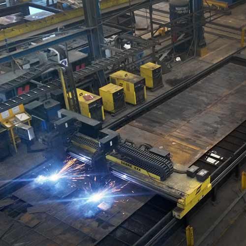 Multi-torch CNC plasma cutting of thick steel plate