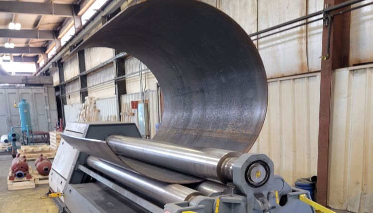 rolling machine for steel plate